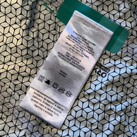 Mountain hardwear rain jacket shell green full zip READ water resistant small - Picture 13 of 15